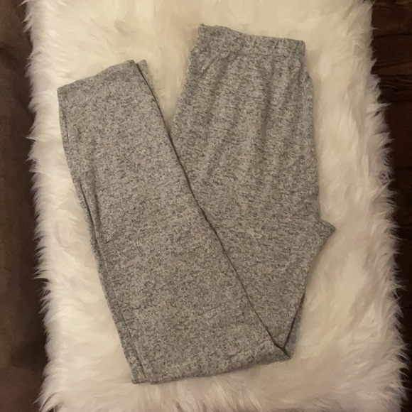 2 piece loungewear set - Picture 2 of 5
